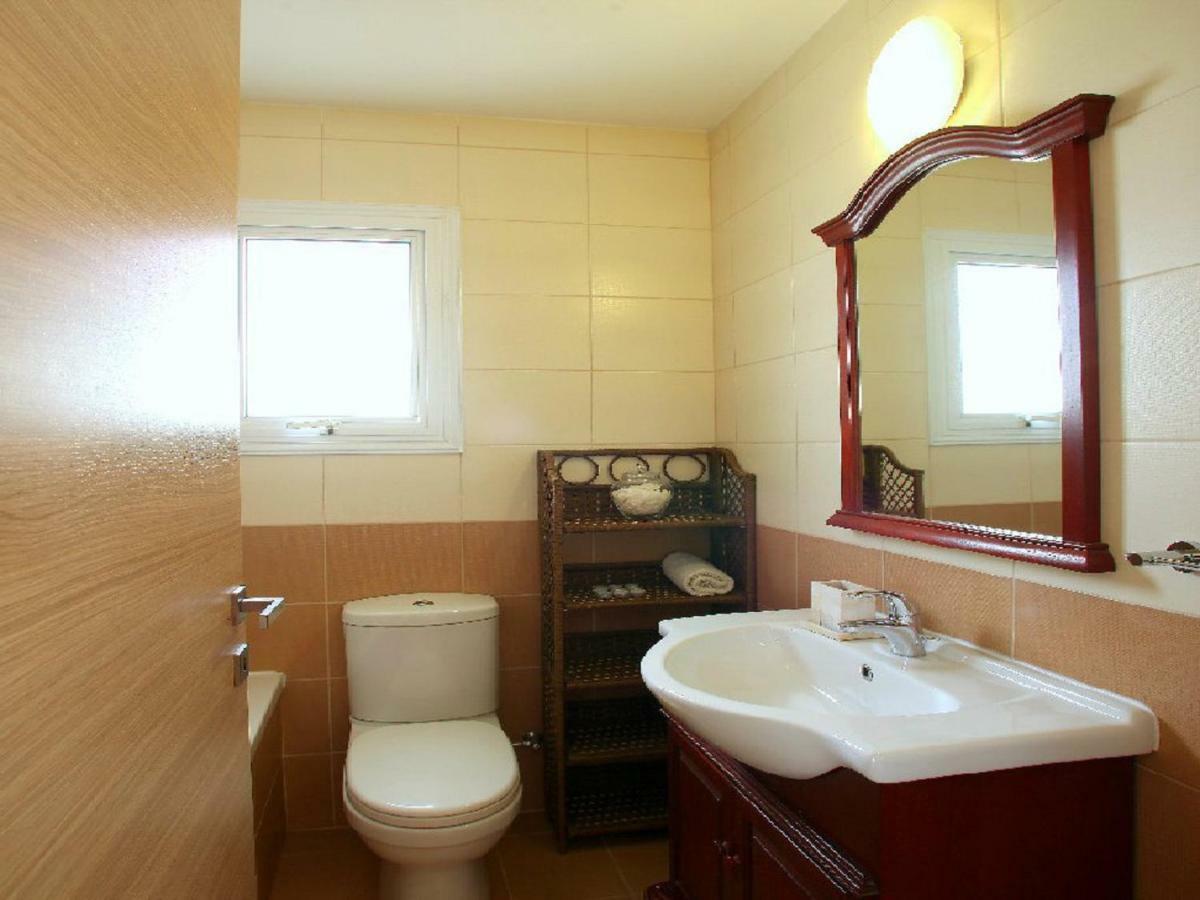 Nissi Luxury Villa Agia Napa Buitenkant foto